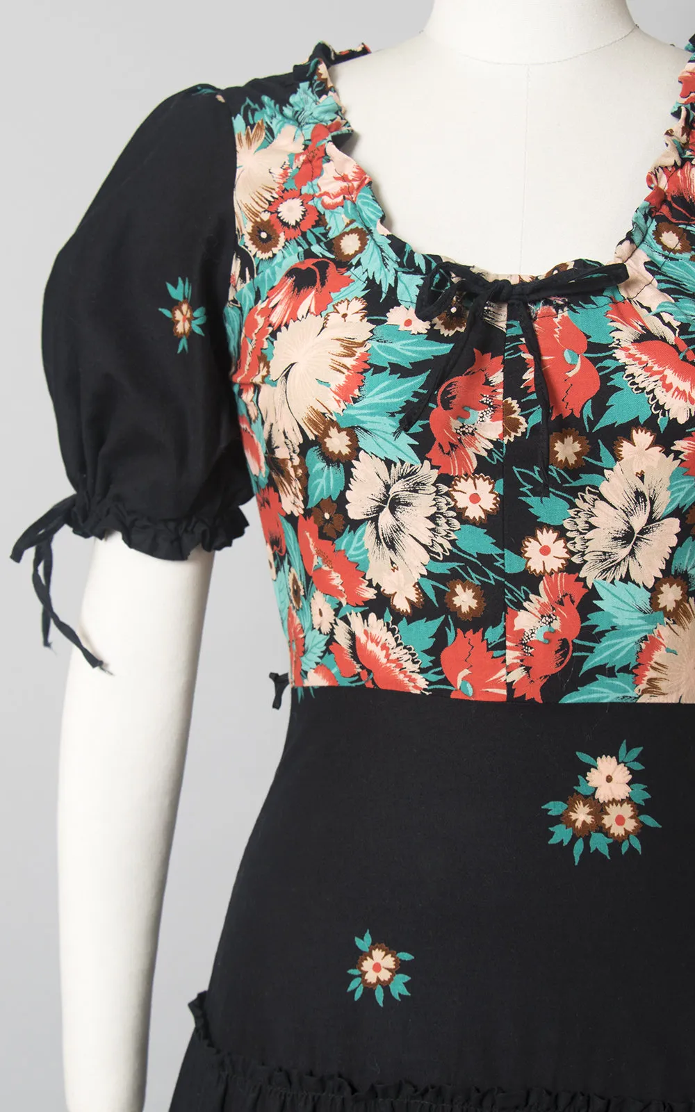 $50 & UNDER SALE || 1970s Floral Cotton Tiered Peasant Dress | small/medium