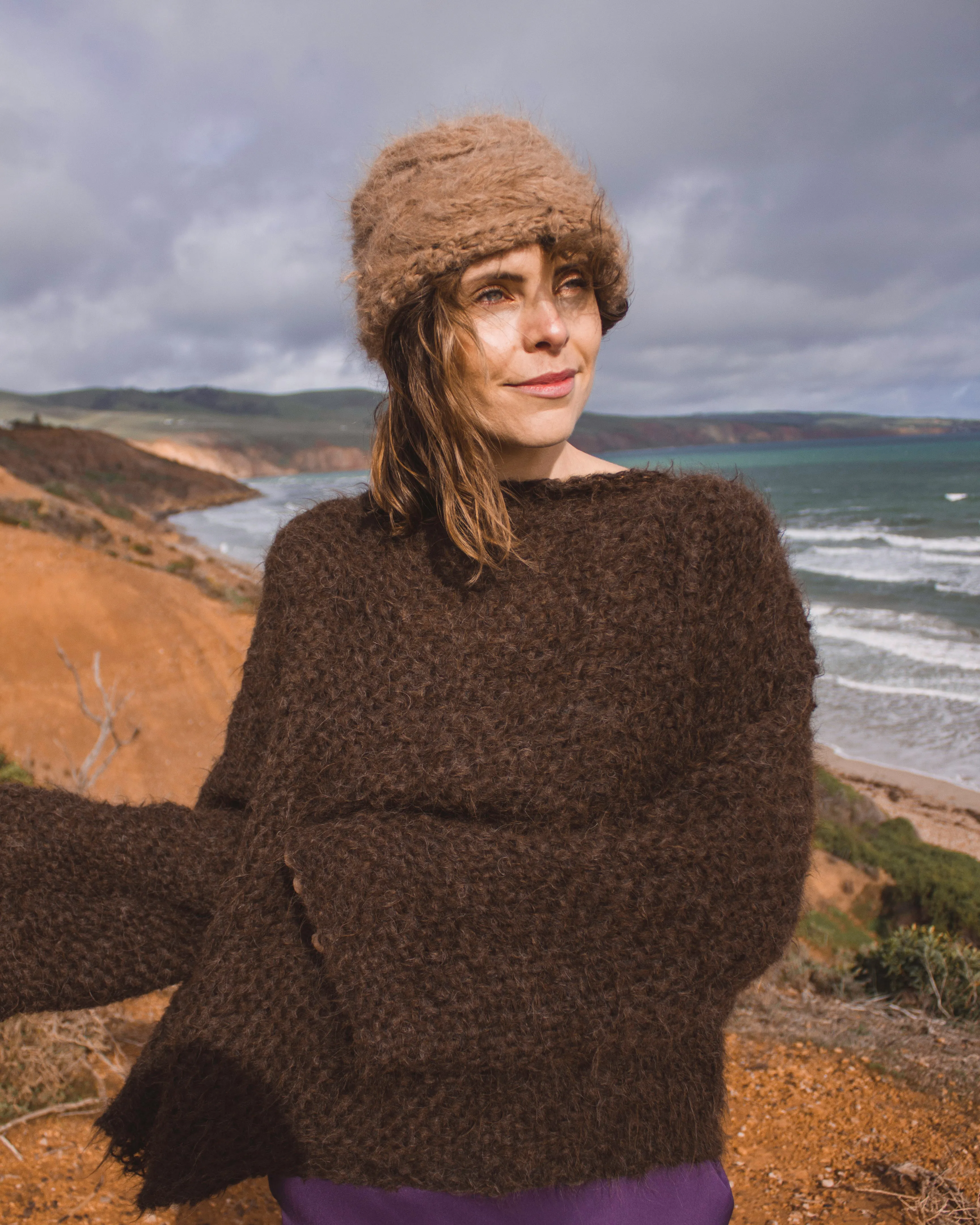Amano Alpaca handloom sweater with detachable collar