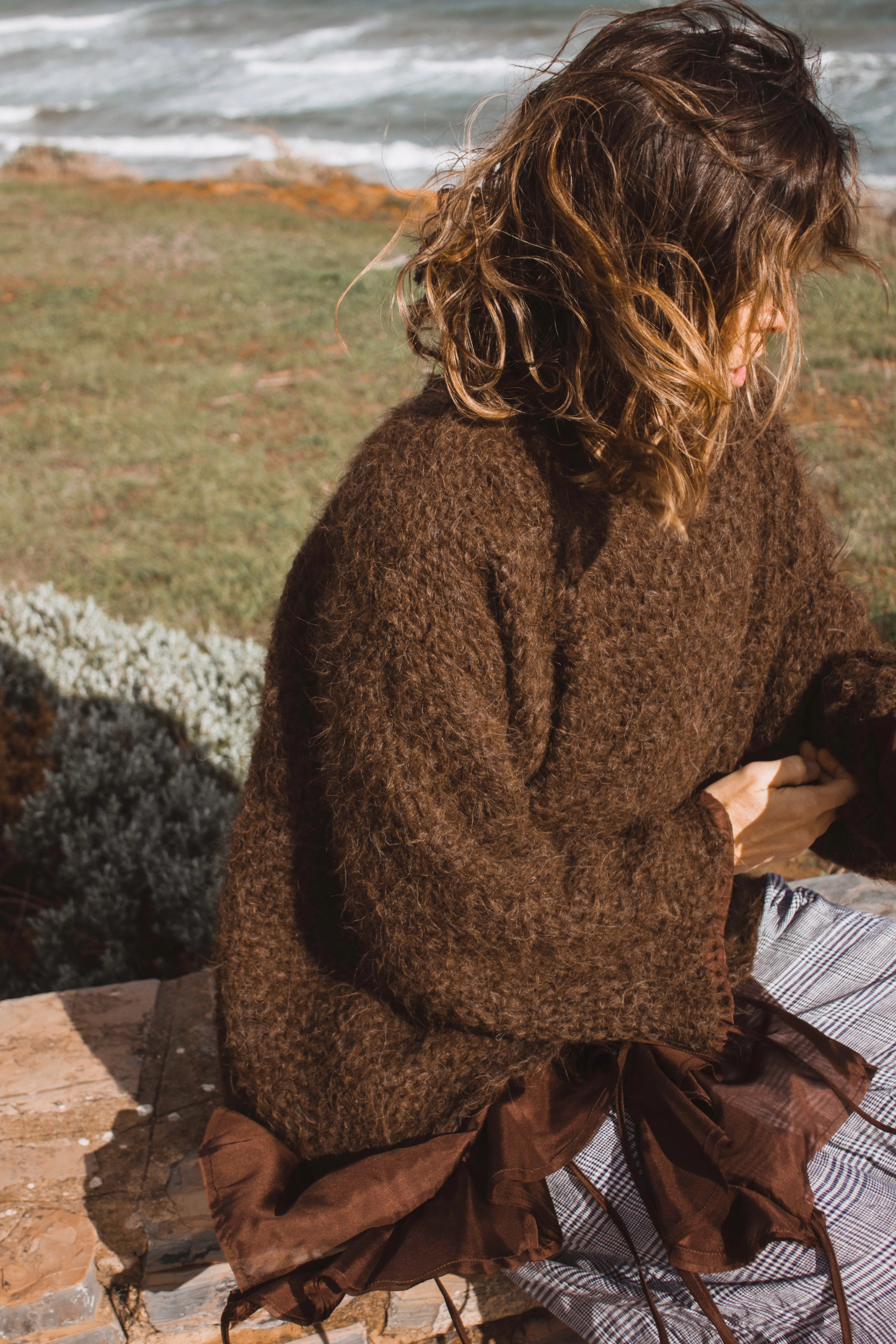 Amano Alpaca handloom sweater with detachable collar
