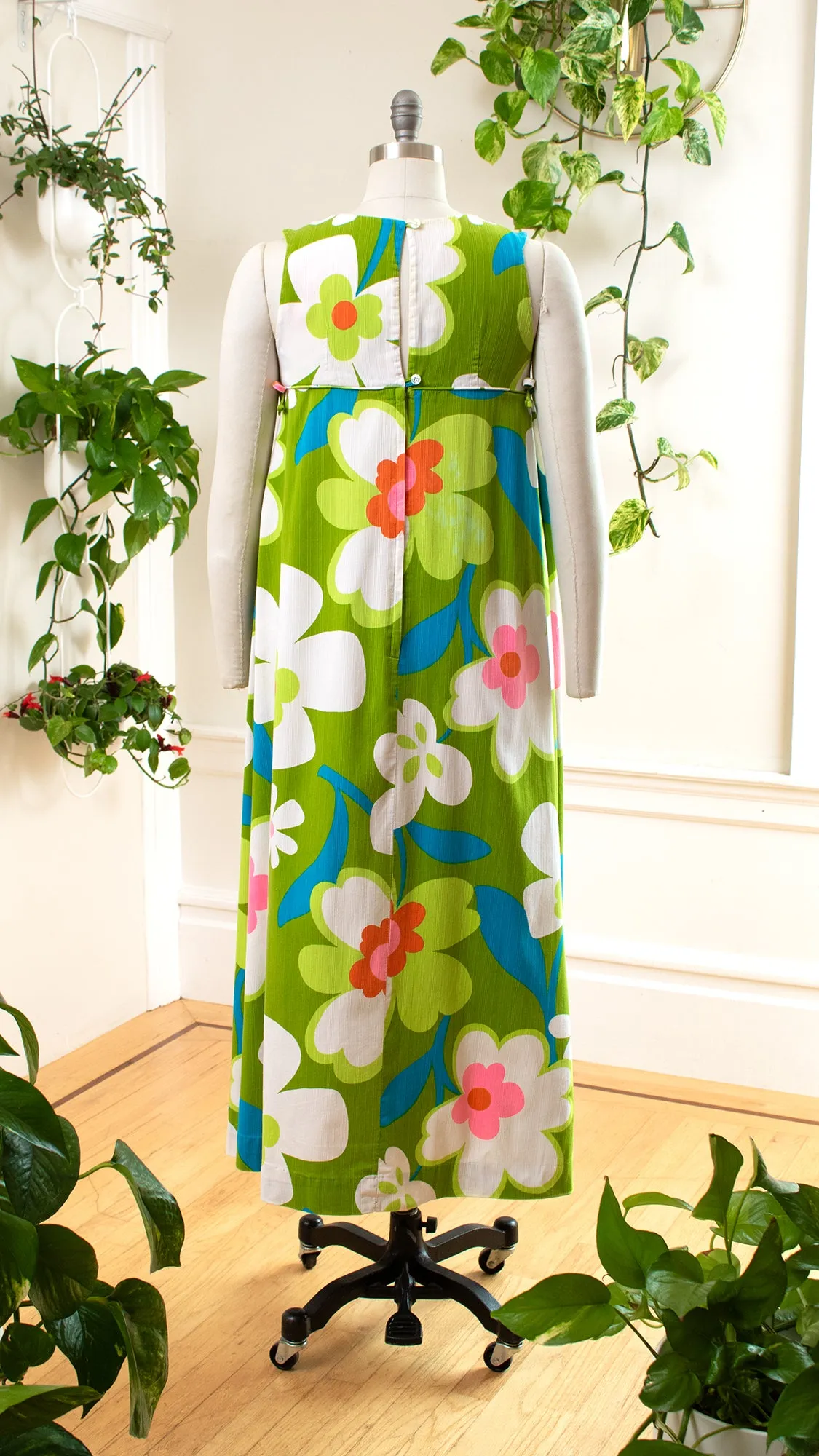 NEW ⭐️ 1960s 1970s Hawaiian Floral Maxi Tent Dress | small